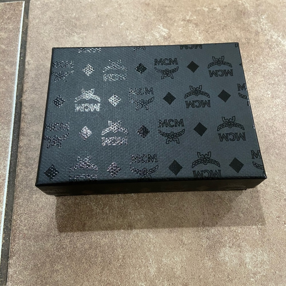Mcm box